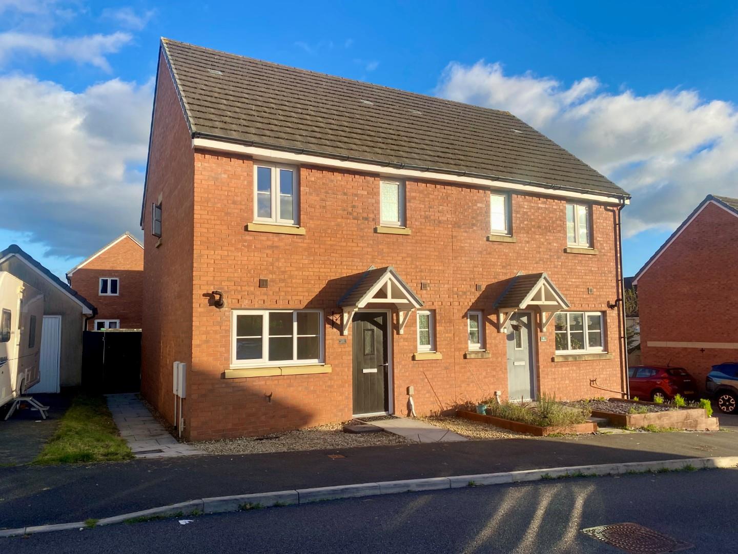 Rhodfa'r Celyn, Parc Derwen Coity, Bridgend, CF35 6FL